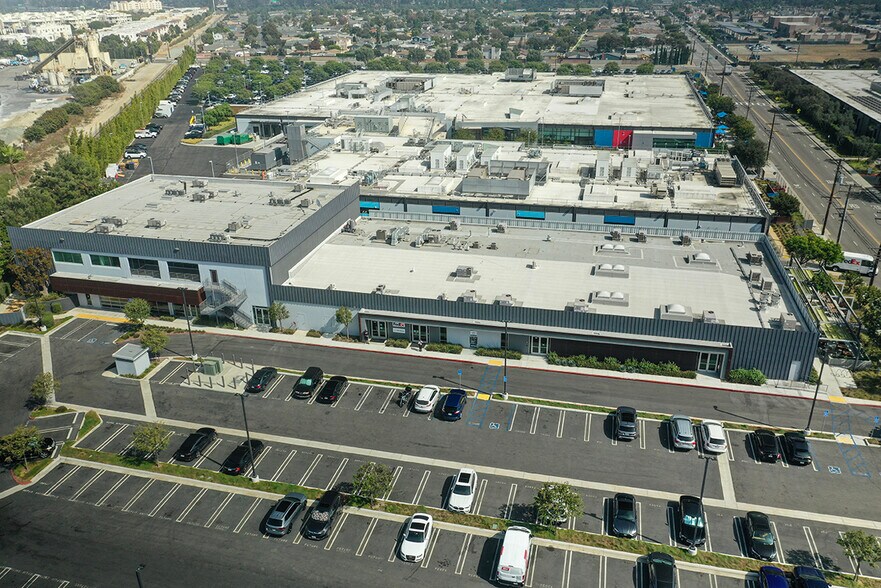 2333 Utah Ave, El Segundo, CA à louer - Aérien – Image 3 sur 4