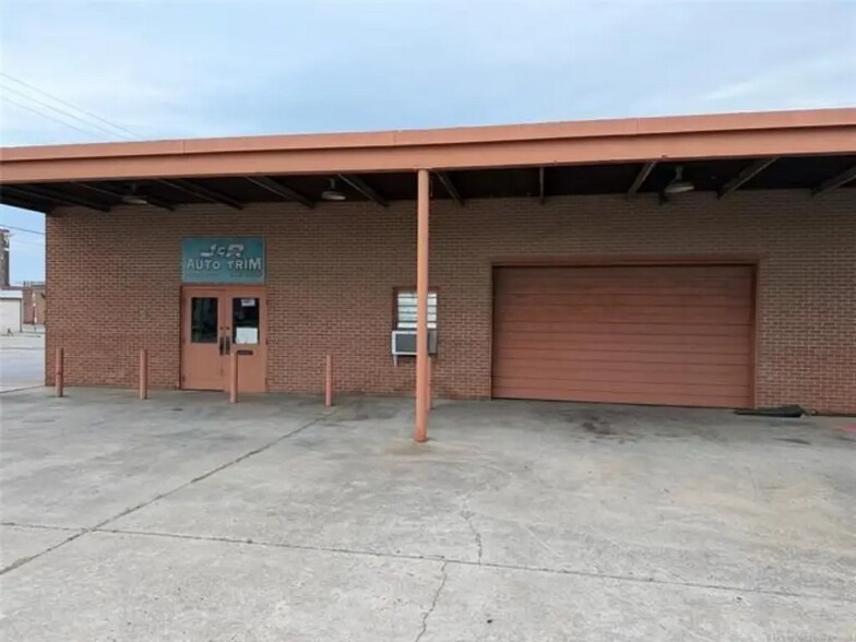 28 Mill St SE, Ardmore, OK à vendre - Photo de l’immeuble – Image 2 sur 4