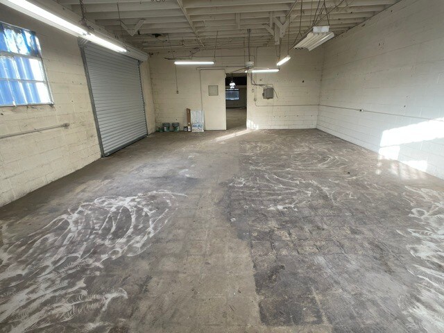 8913 National Blvd, Los Angeles, CA à louer - Photo de l’immeuble – Image 2 sur 21