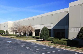 Plus de détails pour 680 Satellite Blvd NW, Suwanee, GA - Industriel/Logistique à louer