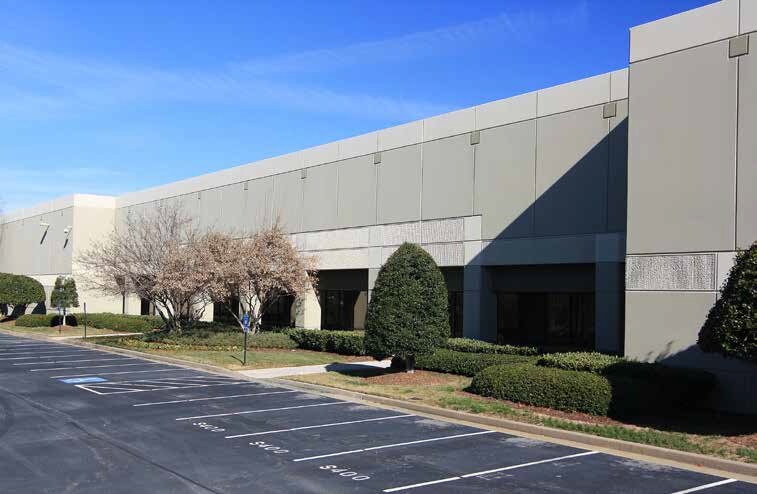 680 Satellite Blvd NW, Suwanee, GA à louer Photo de l’immeuble– Image 1 sur 7