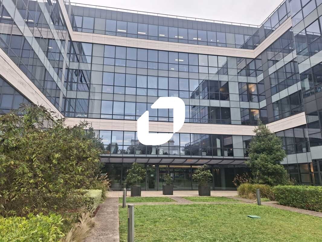 Bureau dans Neuilly Sur Seine à louer Photo de l’immeuble– Image 1 sur 12