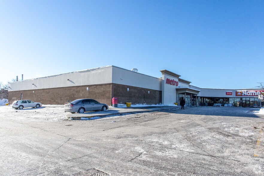 1930-1950 Montreal Rd, Ottawa, ON à louer - Photo de l’immeuble – Image 3 sur 3