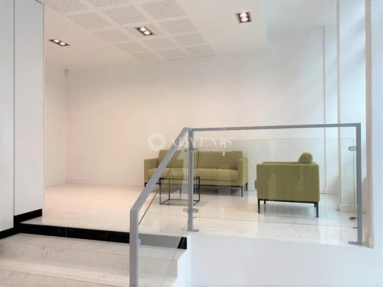 Bureau dans Boulogne-Billancourt à louer - Photo de l’immeuble – Image 3 sur 12