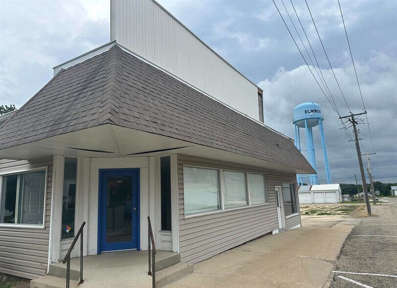 101 S Rose St, Elmwood, IL à vendre - Photo de l’immeuble – Image 2 sur 30