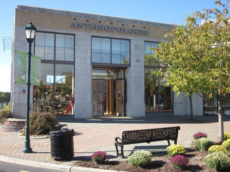 441 Chestnut Ridge Rd, Woodcliff Lake, NJ à louer - Photo de l’immeuble – Image 3 sur 7