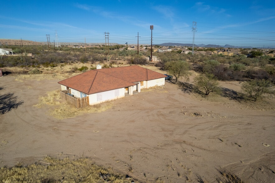 800 Camino Rancheria, Sahuarita, AZ à vendre - Aérien – Image 1 sur 29
