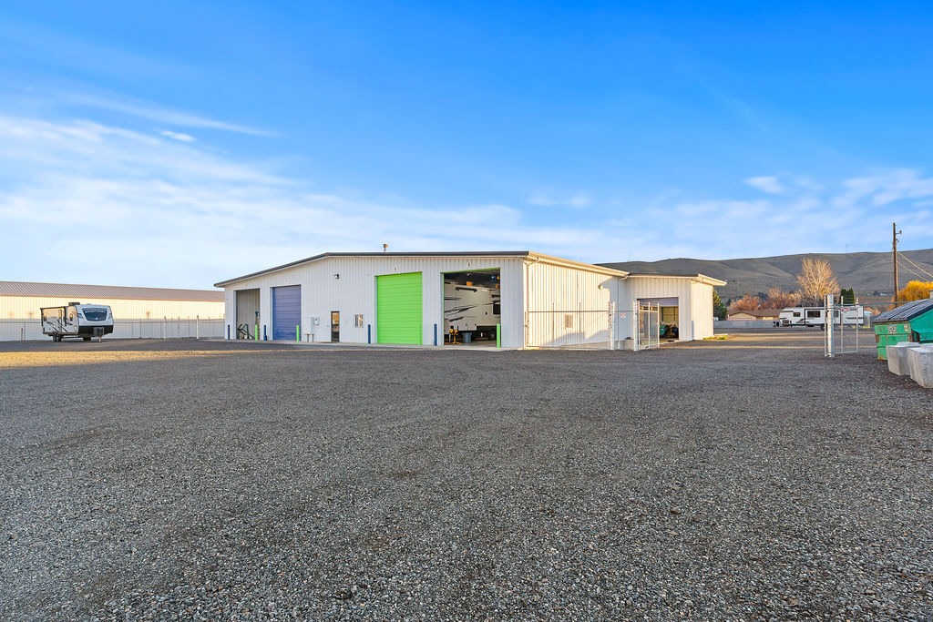 1220 Industrial Way, Union Gap, WA à louer Photo intérieure– Image 1 sur 38