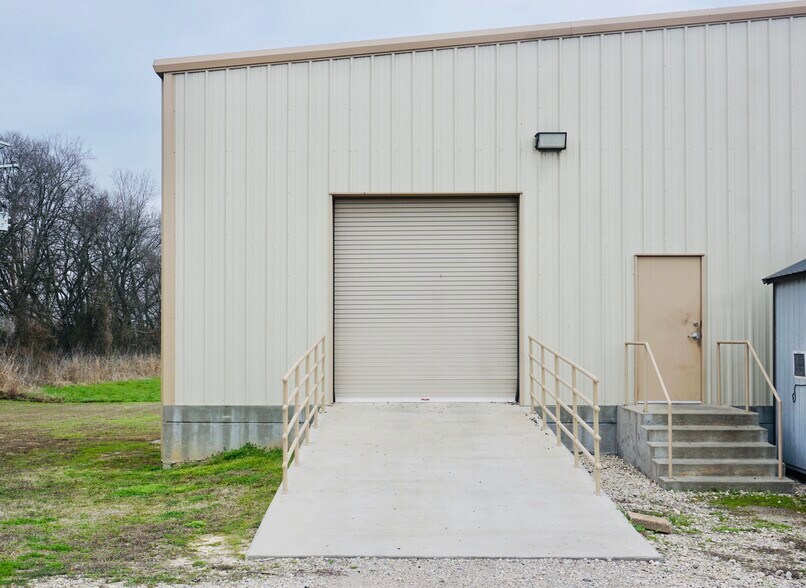 342 Farm Road 2653 S, Brashear, TX à louer - Photo de l’immeuble – Image 3 sur 8