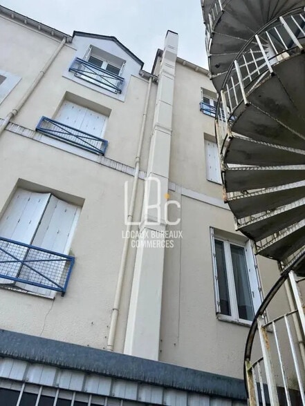 Local commercial dans Nantes à vendre - Photo de l’immeuble – Image 3 sur 8