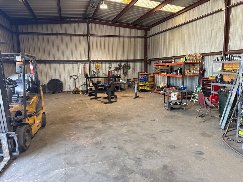 628 S Frazier St, Conroe, TX à vendre - Photo de l’immeuble – Image 3 sur 8