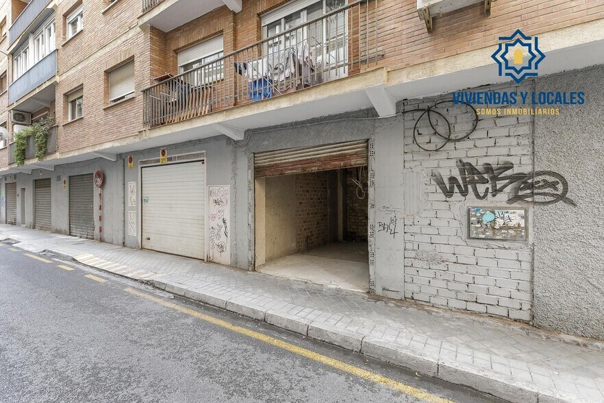 Calle Tierra del Fuego, 1-1, Granada, Granada à vendre - Photo de l’immeuble – Image 2 sur 7