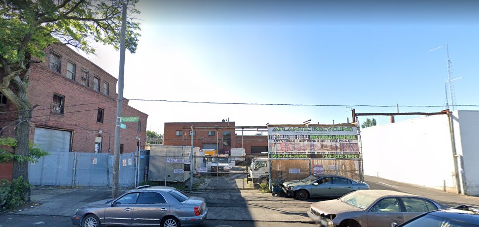 9730 Atlantic Ave, Jamaica, NY à louer Photo principale– Image 1 sur 2