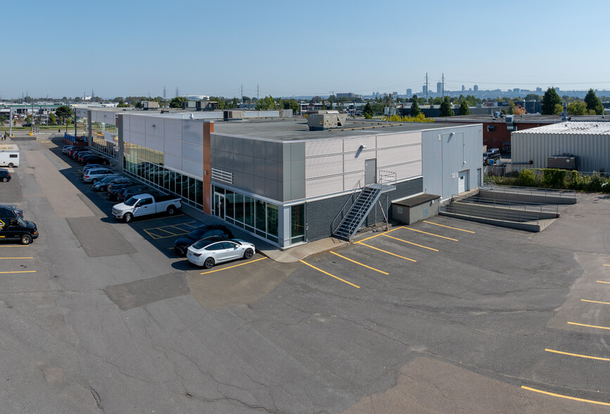 955 Boul Pierre-Bertrand, Québec, QC à louer - Photo de l’immeuble – Image 2 sur 4