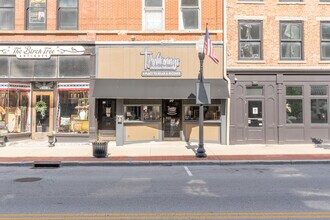 317 N Main St, Piqua, OH à louer Photo de l’immeuble– Image 1 sur 36