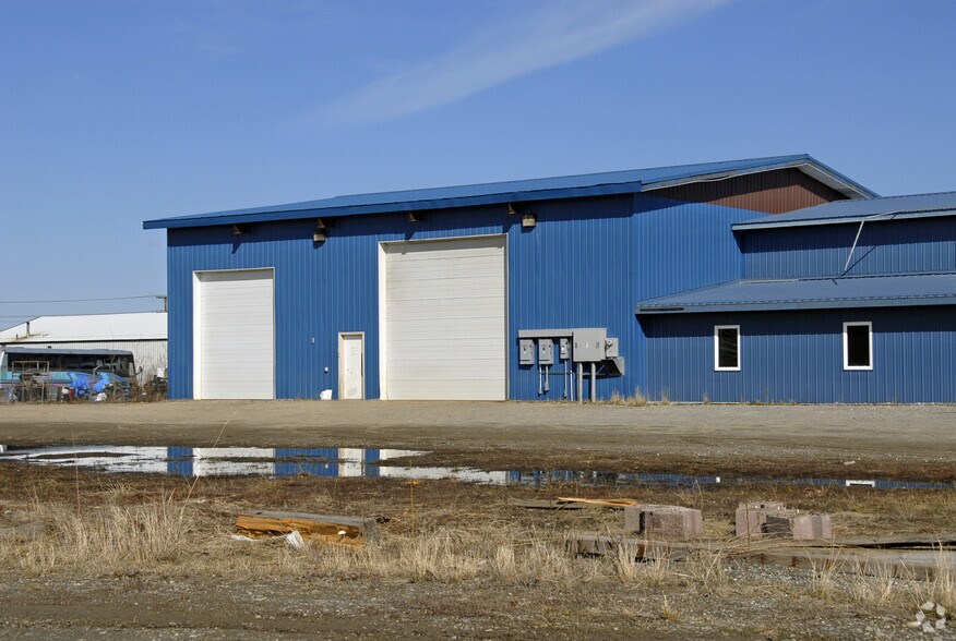 3202 Industrial Ave, Fairbanks, AK à louer - Photo de l’immeuble – Image 3 sur 8