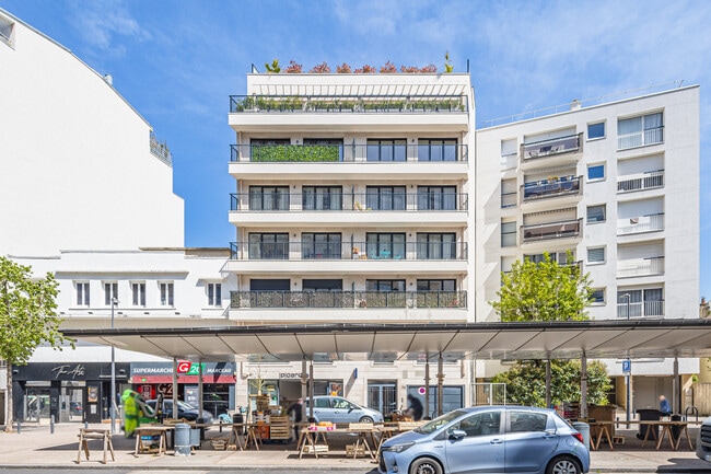 Plus de détails pour 76 Avenue Marceau, Courbevoie - Local commercial à louer