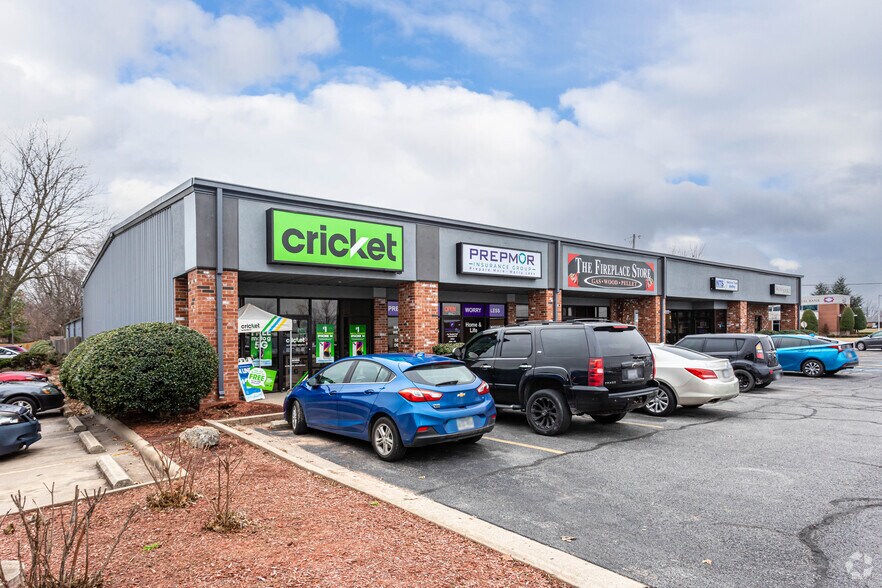 3329 W Sunset Ave, Springdale, AR à louer - Photo principale – Image 2 sur 4