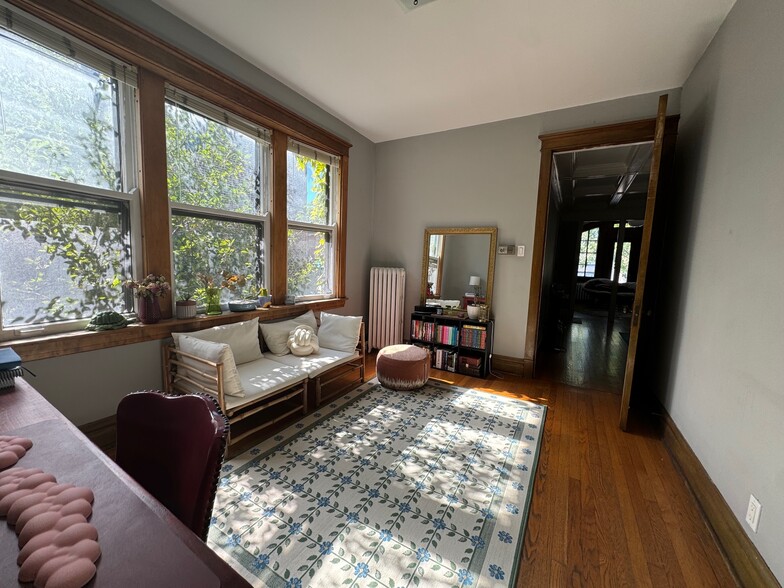 2019 N Damen Ave, Chicago, IL à vendre - Photo intérieure – Image 3 sur 16