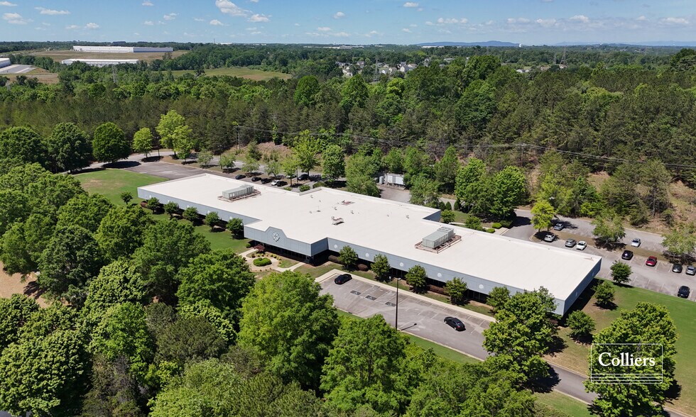 310 Inglesby Land and Office Building portefeuille de 2 biens à vendre sur LoopNet.fr - Photo de l’immeuble – Image 2 sur 7