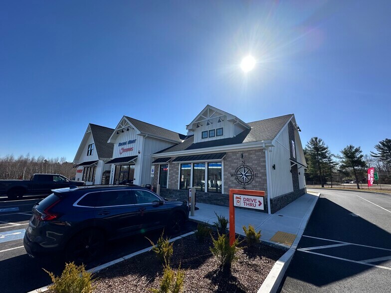34-38 Padelford St, Berkley, MA à louer - Photo de l’immeuble – Image 3 sur 8