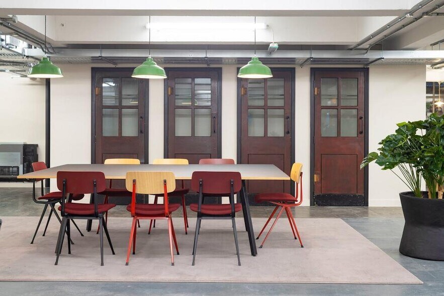 56 Shoreditch High St, Londres à louer - Photo de l’immeuble – Image 3 sur 59