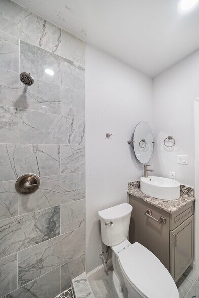 920 Avenue L, Galveston, TX à vendre - Photo intérieure – Image 3 sur 20