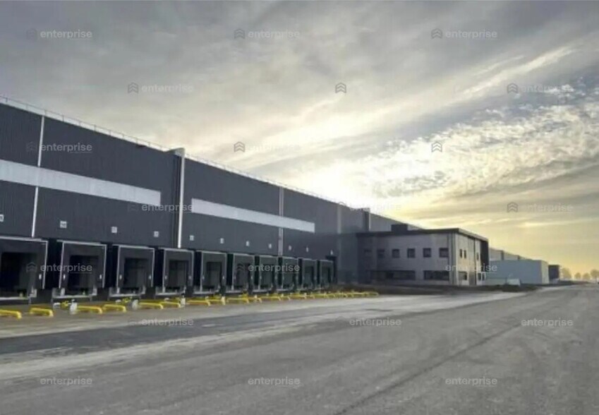 Industriel/Logistique dans Ablaincourt-Pressoir à louer - Photo de l’immeuble – Image 2 sur 4