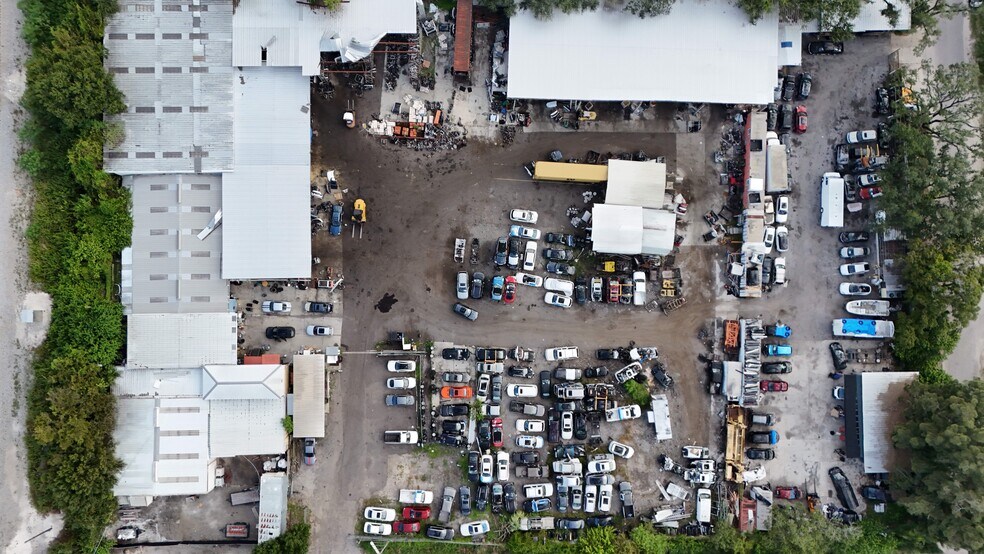 5113 S 16th Ave, Tampa, FL à vendre - Photo de l’immeuble – Image 3 sur 14