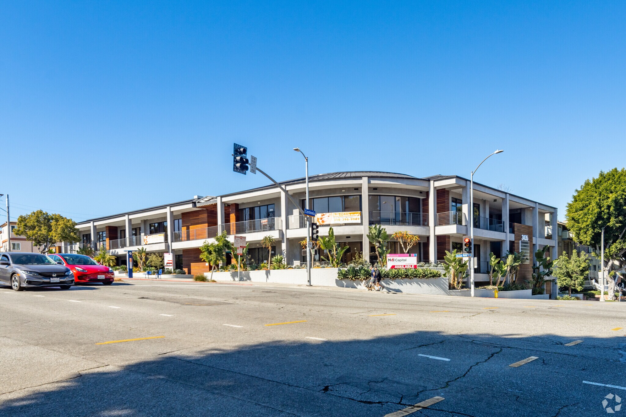 3435 Ocean Park Blvd, Santa Monica, CA à louer Photo de l’immeuble– Image 1 sur 5