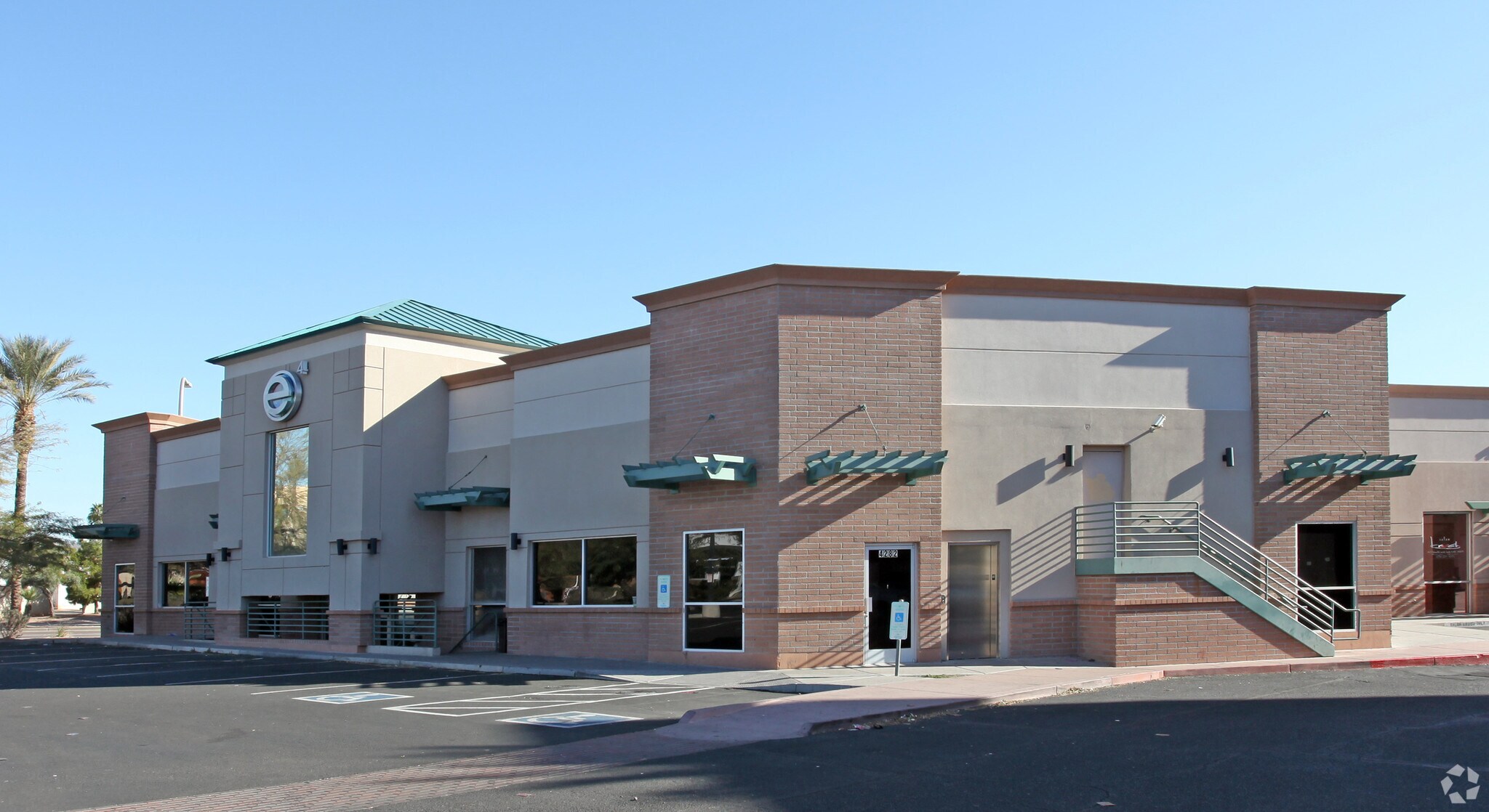 4282 N Drinkwater Blvd, Scottsdale, AZ à louer Photo de l’immeuble– Image 1 sur 11