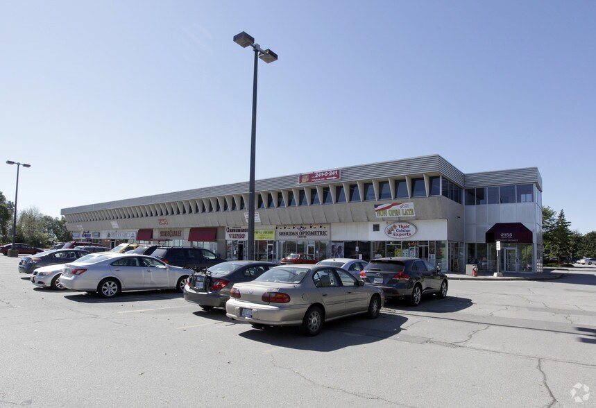 2155 Leanne Blvd, Mississauga, ON à louer - Photo principale – Image 1 sur 8