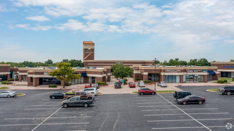 3705 W Memorial Rd, Oklahoma City, OK à louer - Photo de l’immeuble – Image 3 sur 3