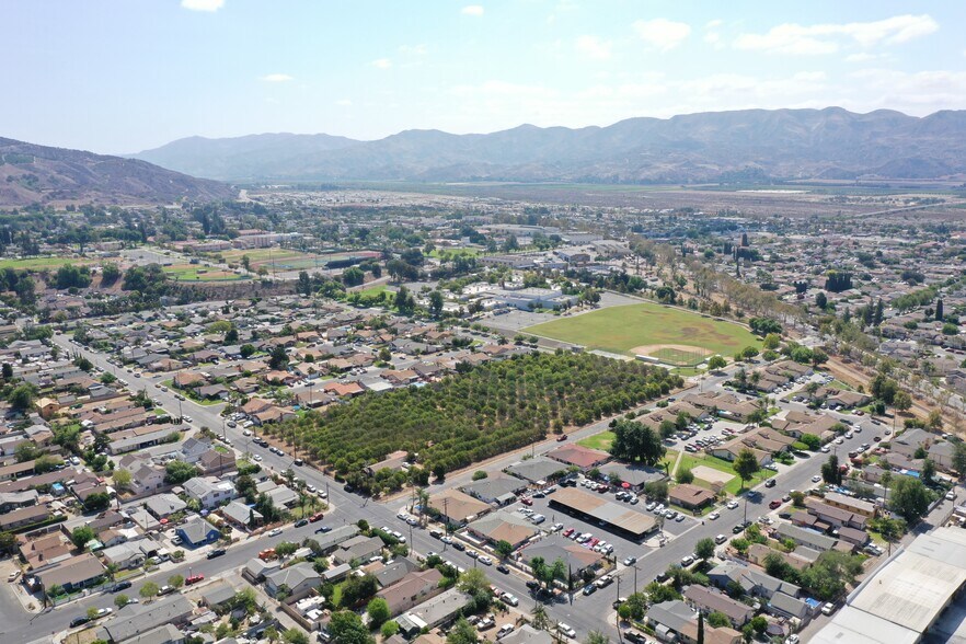 860 3rd St, Fillmore, CA à vendre - Photo de l’immeuble – Image 3 sur 7