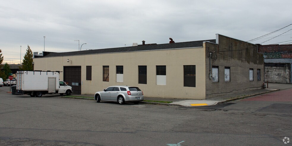 2302 A St, Tacoma, WA à louer - Photo de l’immeuble – Image 2 sur 2