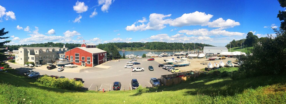 106 Lafayette St, Yarmouth, ME à louer - Photo de l’immeuble – Image 3 sur 7