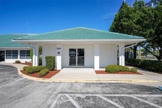 17809 SE 109th Ave, Summerfield, FL à louer Photo de l’immeuble– Image 1 sur 12