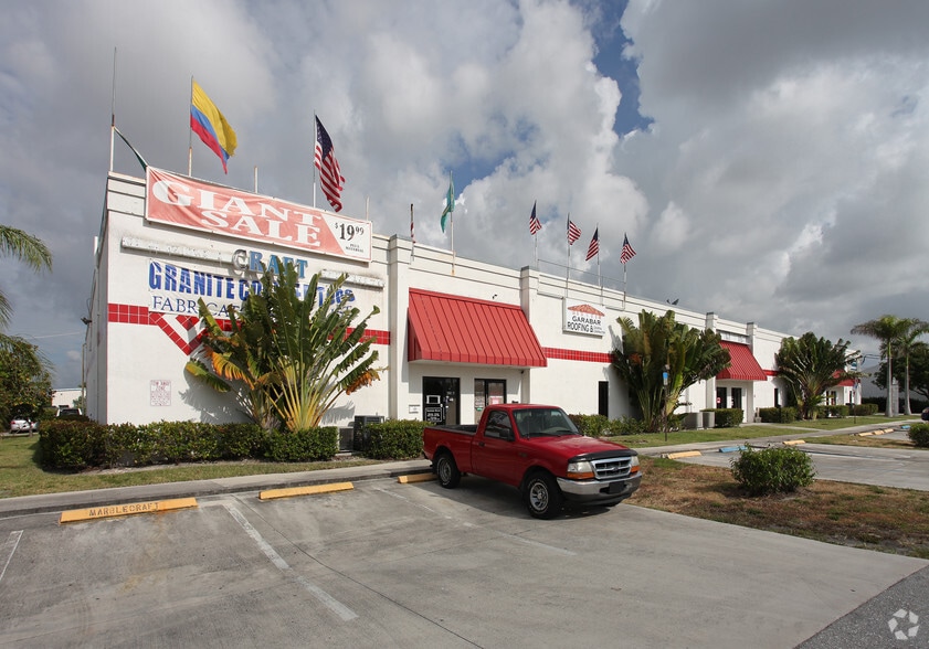 425 Industrial St N, Lake Worth, FL à louer - Photo principale – Image 2 sur 15
