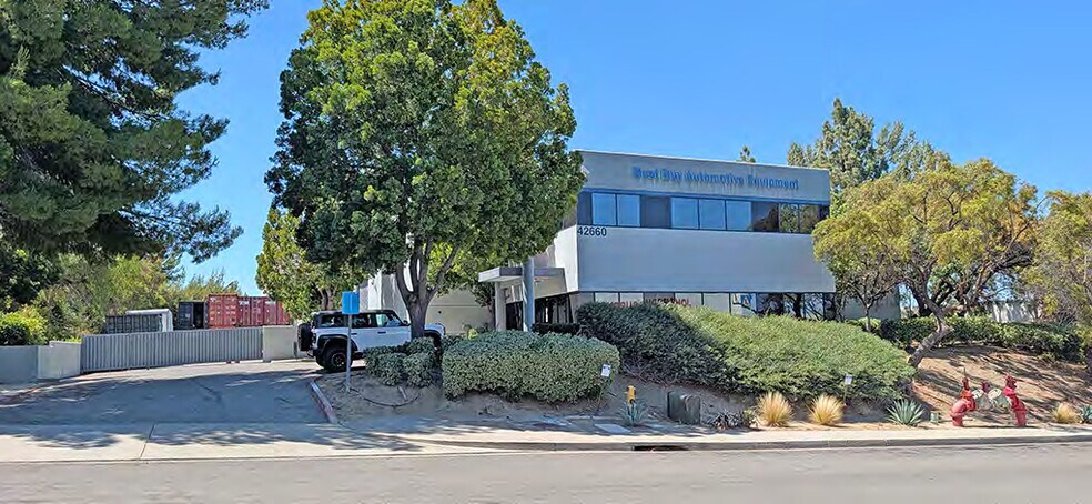 42660 Rio Nedo, Temecula, CA à vendre - Photo de l’immeuble – Image 1 sur 23
