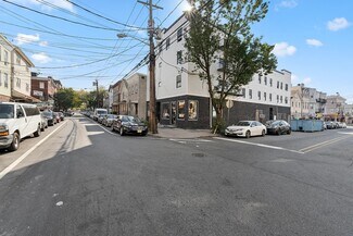 Plus de détails pour 136 Elm St, Newark, NJ - Logement à vendre