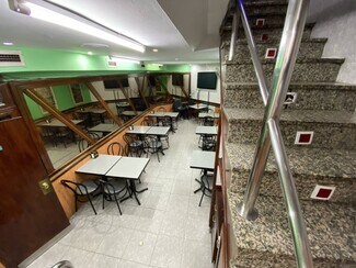 Plus de détails pour Local commercial à louer