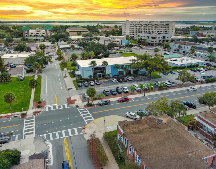 222 Church St, Kissimmee, FL à louer - Photo de l’immeuble – Image 3 sur 26