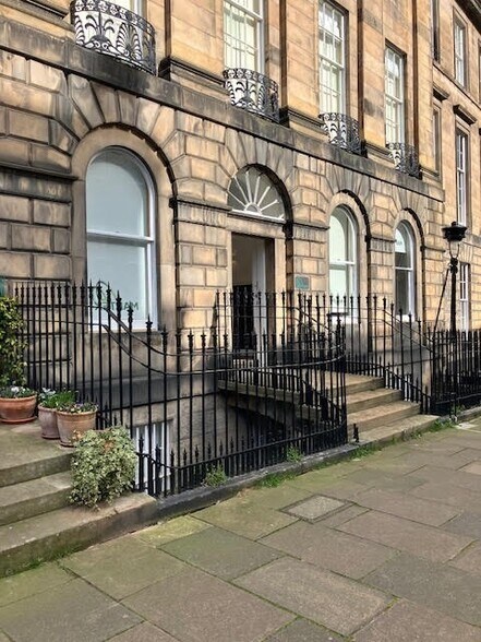 3 Darnaway St, Edinburgh à vendre - Photo de l’immeuble – Image 2 sur 16