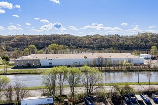 Plus de détails pour 111 Mosher St, Holyoke, MA - Industriel/Logistique à louer