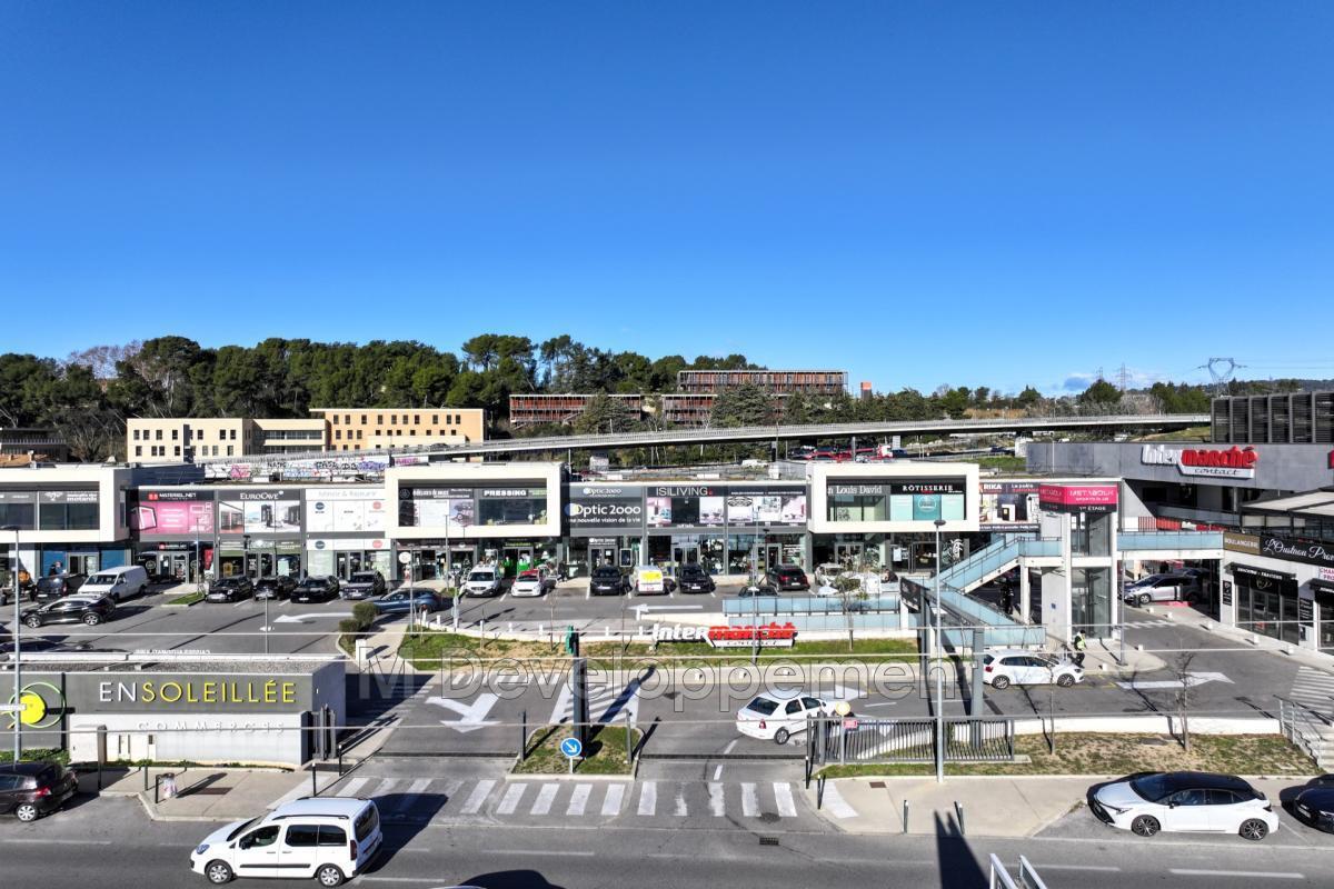 Local commercial dans Aix-en-Provence à louer Photo de l’immeuble– Image 1 sur 3