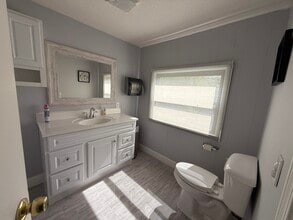 859 Washington St, Easton, MA à louer Photo intérieure– Image 1 sur 11