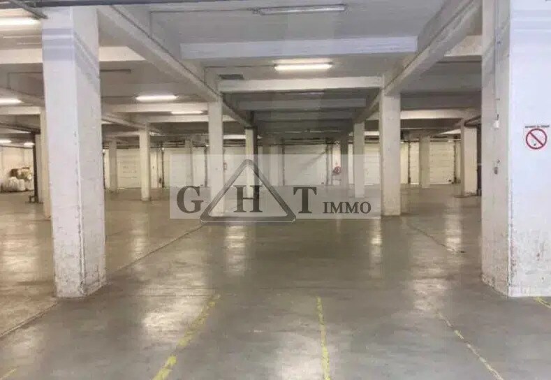 Industriel/Logistique dans Saint-Denis à louer - Photo intérieure – Image 2 sur 3