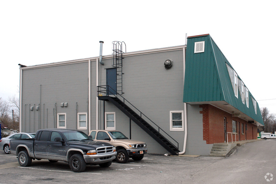 426 Lexington Rd, Versailles, KY à louer - Photo de l’immeuble – Image 2 sur 3