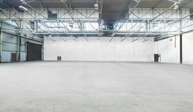 Unit D1 Triumph Business Park, Speke, Liverpool à louer Photo intérieure– Image 1 sur 2