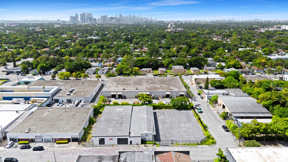 80 NW 72nd St, Miami, FL à louer - Photo de l’immeuble – Image 3 sur 19